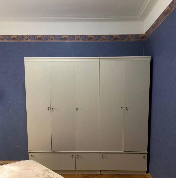 Сдам трехкомнатную квартиру на Петровский бульвар, 17/1, метро Маяковская, г. Москва