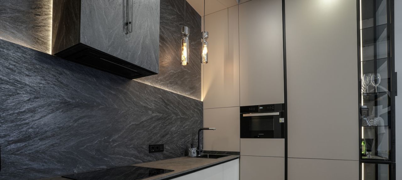 Сдам 3-комнатную квартиру на Новоданиловская набережная, 8к1, метро Верхние Котлы, г. Москва