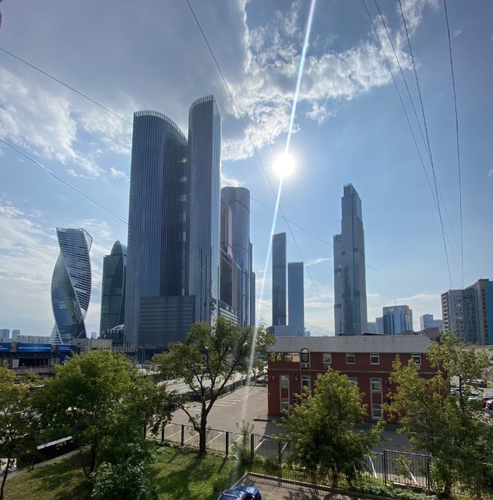 Снять 4х-комнатную квартиру на 1-й Красногвардейский проезд, 8, метро Выставочная, г. Москва