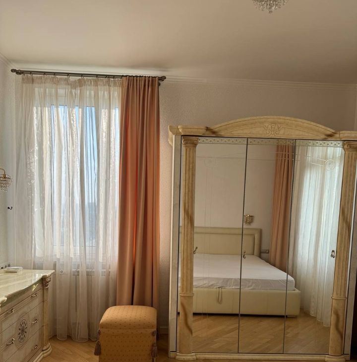 Аренда 3-комнатной квартиры на улица Клары Цеткин, 18Бк1, метро Войковская, г. Москва