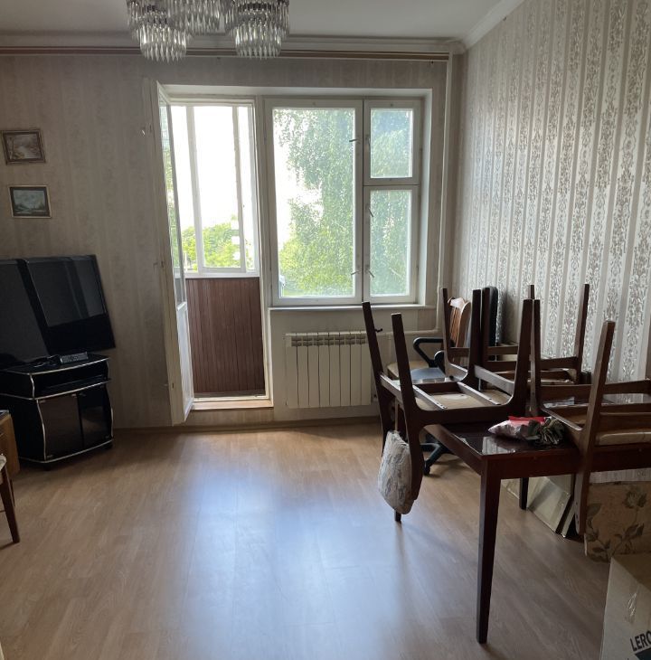 Сдаю двухкомнатную квартиру на переулок 3-й Митинский, 5, метро Волоколамская, г. Москва