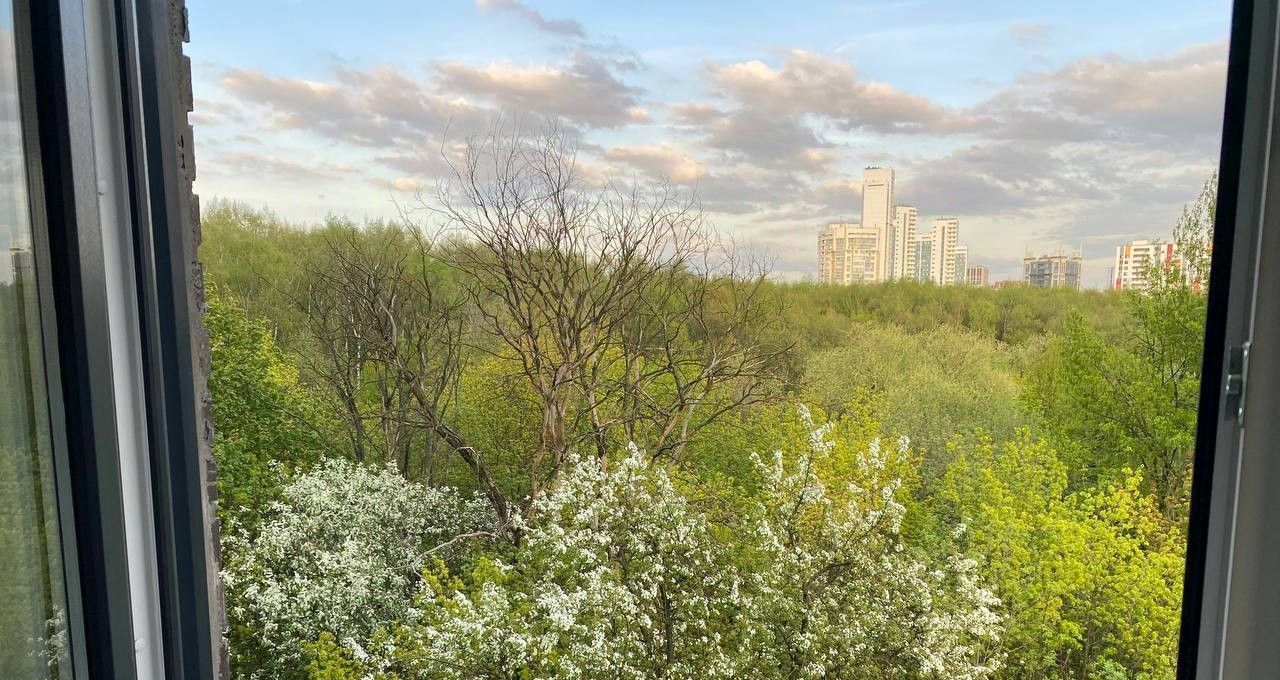 Сдаю 3к квартиру на улица Академика Павлова, 56к1, метро Молодёжная, г. Москва