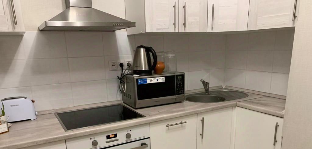 Сдаю 1к квартиру на Кантемировская улица, 22К1, метро Царицыно, г. Москва
