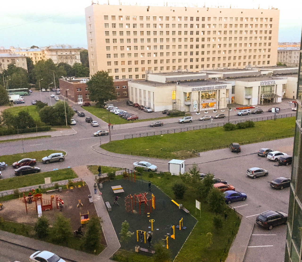 Аренда 1-комнатной квартиры на г Санкт-Петербург, ул Варшавская, д 23 к 2, метро Электросила, г. Санкт-Петербург