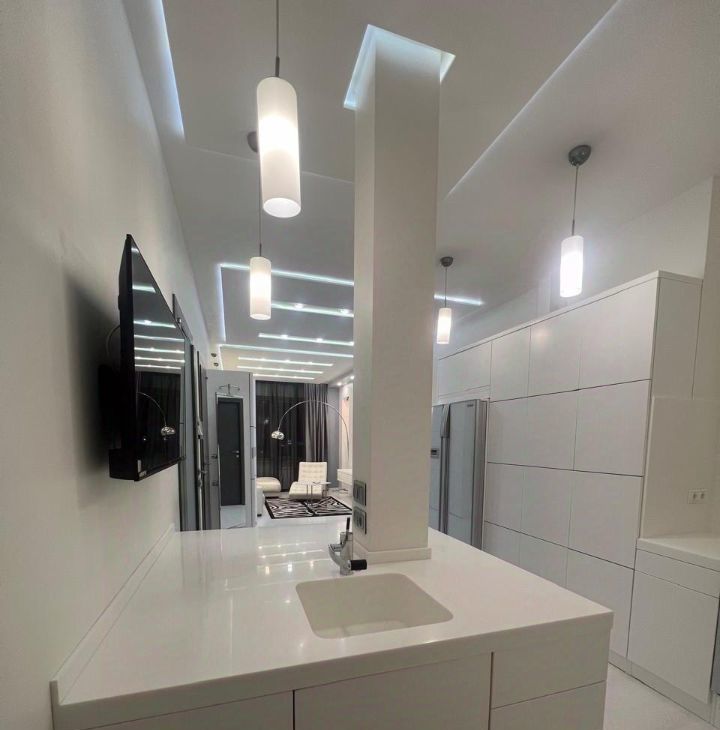 Сдам 3-комнатную квартиру на Большой Овчинниковский переулок, 12С1, метро Третьяковская, г. Москва