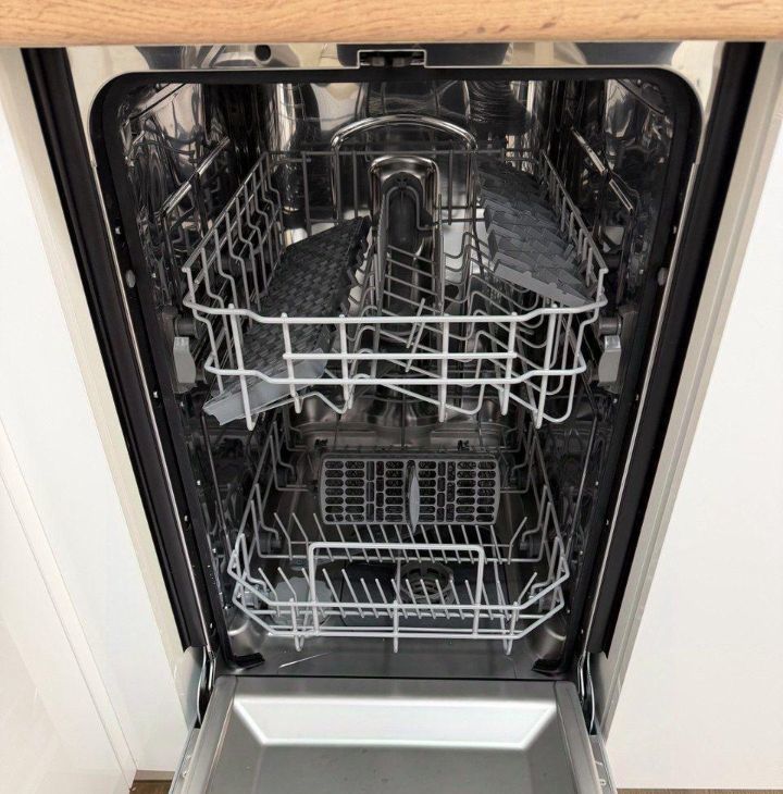 Сдаю 2х-комнатную квартиру на улица Алхимовская, 1к2, метро Бунинская аллея, г. Москва