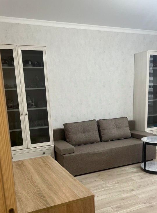 Снять 2к квартиру на 18, метро Рассказовка, г. Москва