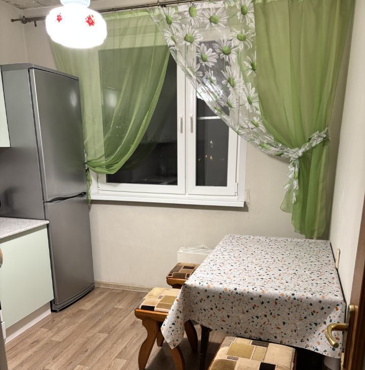 Сдается двухкомнатная квартира на Большая Черемушкинская улица, 24к1, метро Академическая, г. Москва