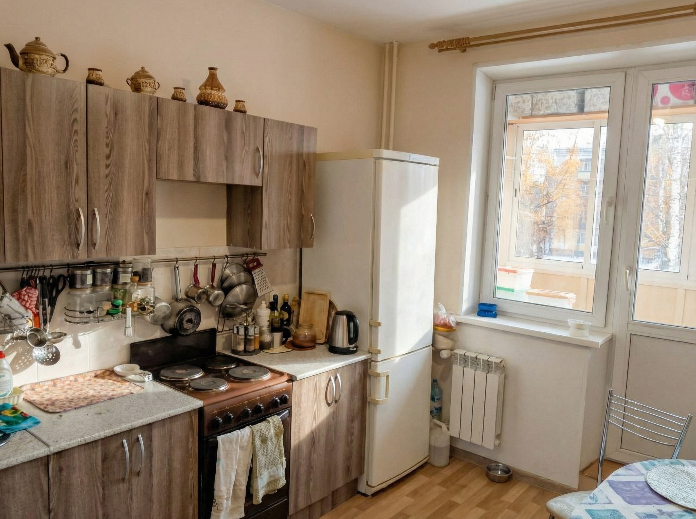 Продать 3-комнатную квартиру на г Москва, пр-кт Маршала Жукова, д 49, метро Полежаевская, г. Москва