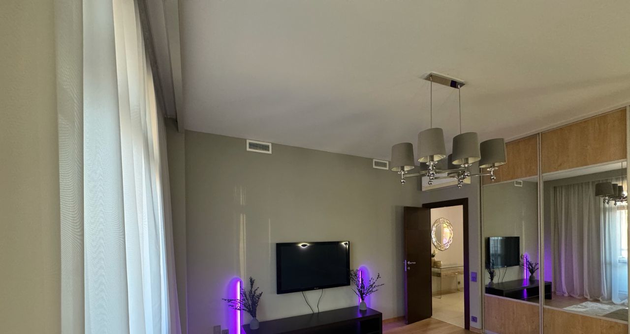 Аренда 4-комнатной квартиры на улица Авиаконструктора Микояна, 14к4, метро Зорге, г. Москва