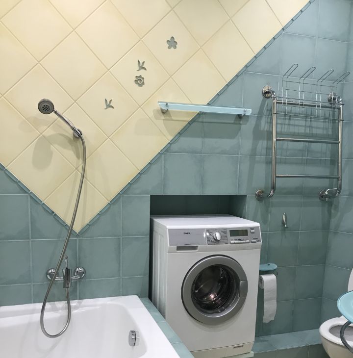 Сдам 3-к квартиру на улица Плющиха, 43-47, метро Киевская, г. Москва