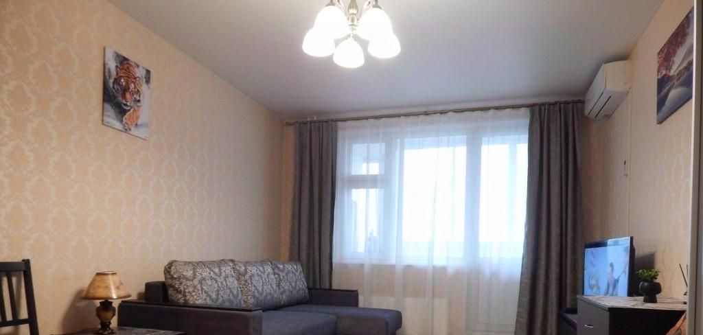 Сдается 2-комнатная квартира на проспект Защитников Москвы, 12, метро Некрасовка, г. Москва