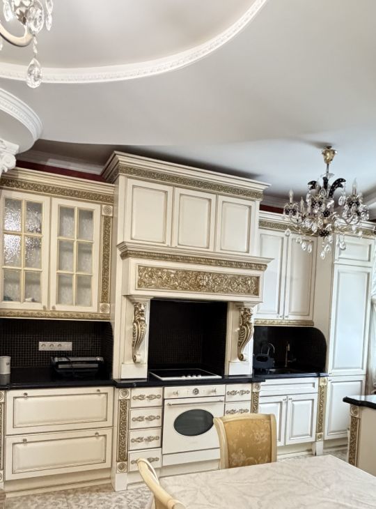 Аренда 4-комнатной квартиры на улица Адмирала Лазарева, 63к1, метро Бунинская аллея, г. Москва