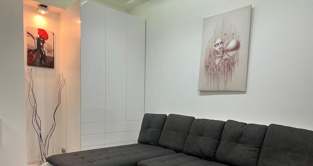 Сдаю 3-к квартиру на Большой Овчинниковский переулок, 12С1, метро Третьяковская, г. Москва