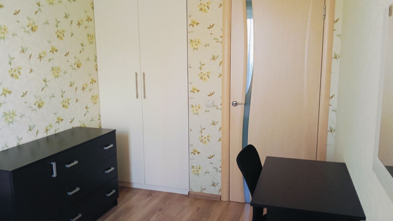 Сдается комната на г Москва, Загородное шоссе, д 10 к 5, метро Верхние Котлы, г. Москва