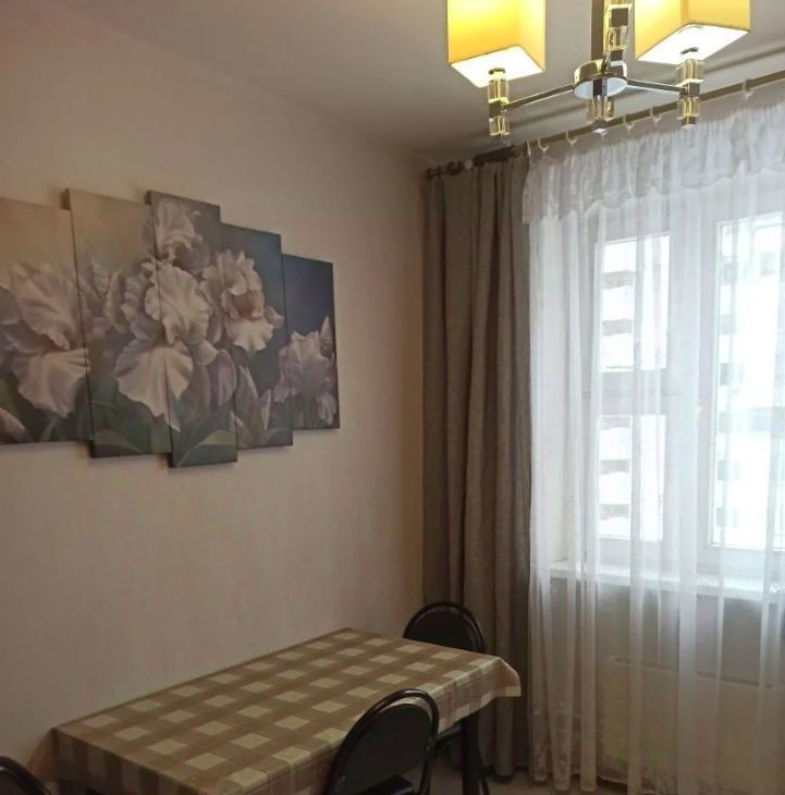 Снять 2к квартиру на Скобелевская улица, 21, метро Бульвар Адмирала Ушакова, г. Москва