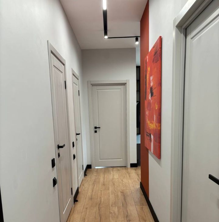 Сдается 3-комнатная квартира на улица Эдварда Грига, 14, метро Бульвар Адмирала Ушакова, г. Москва