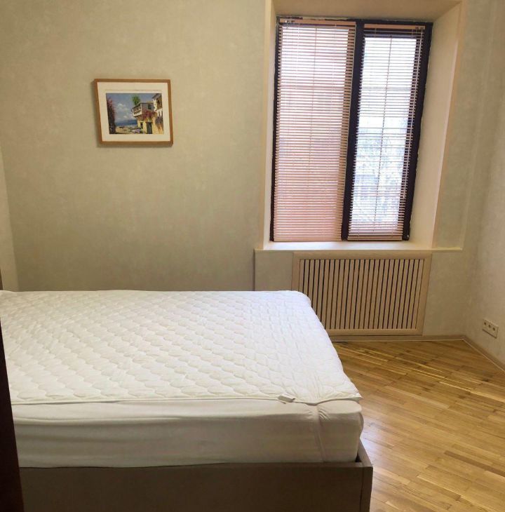 Сдается 4-комнатная квартира на улица Павла Андреева, 28К6, метро Добрынинская, г. Москва