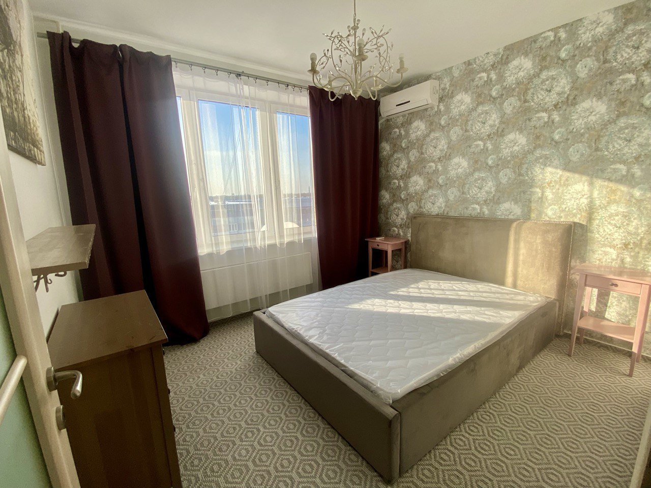 Сдается 2-комнатная квартира на г Москва, г Троицк, Октябрьский пр-кт, д 3А, метро Тёплый Стан, г. Москва