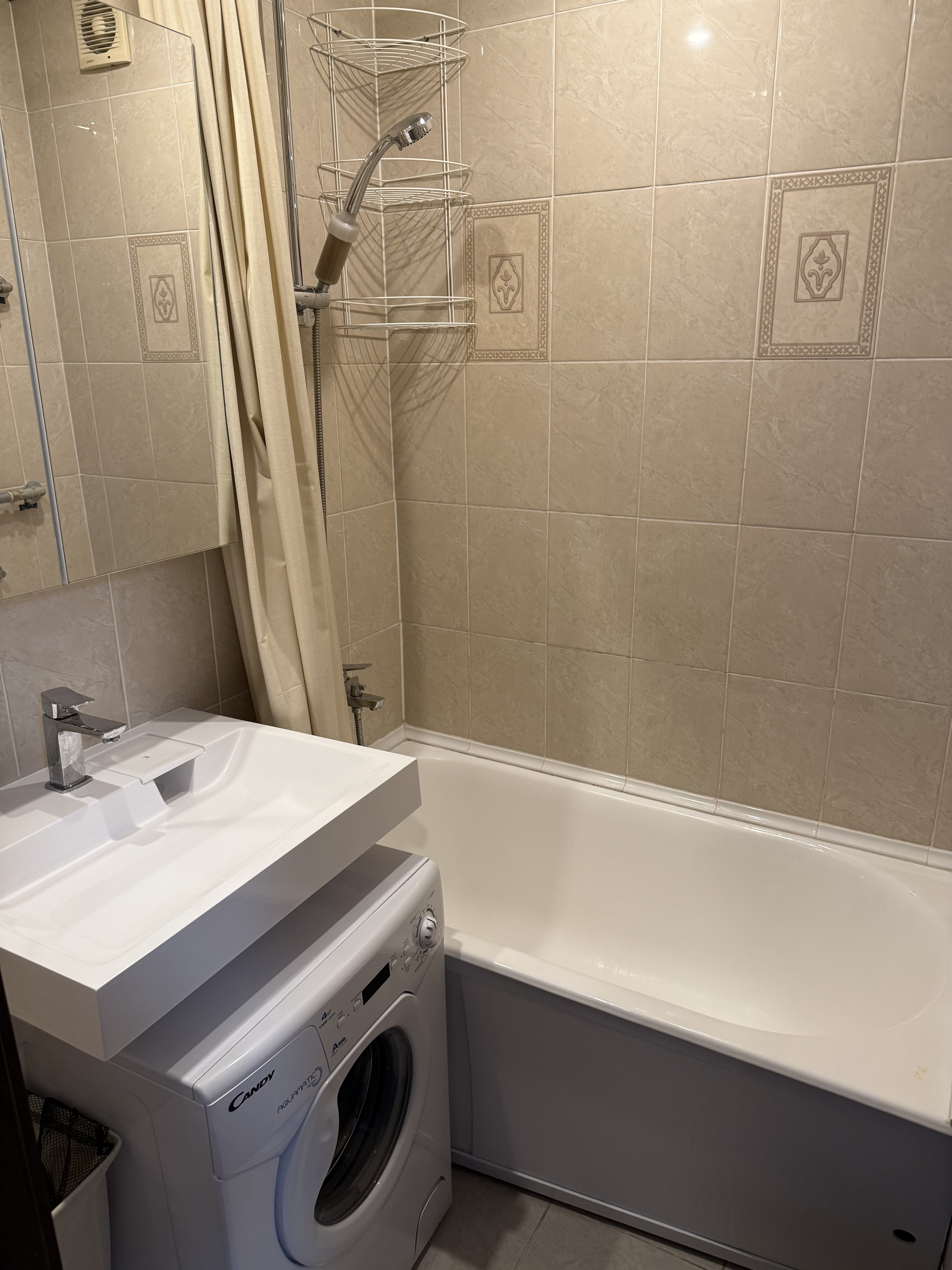 Сдаю 2к квартиру на г Москва, ул Паршина, д 25 к 1, метро Щукинская, г. Москва