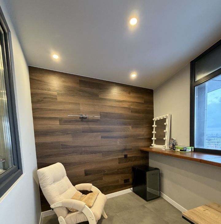 Сдаю 3-комнатную квартиру на проспект 60-летия Октября, 17, метро Площадь Гагарина, г. Москва