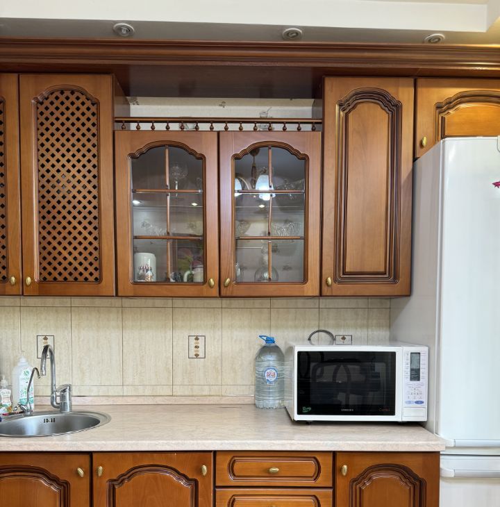 Снять трехкомнатную квартиру на улица Наметкина, 11К1, метро Калужская, г. Москва