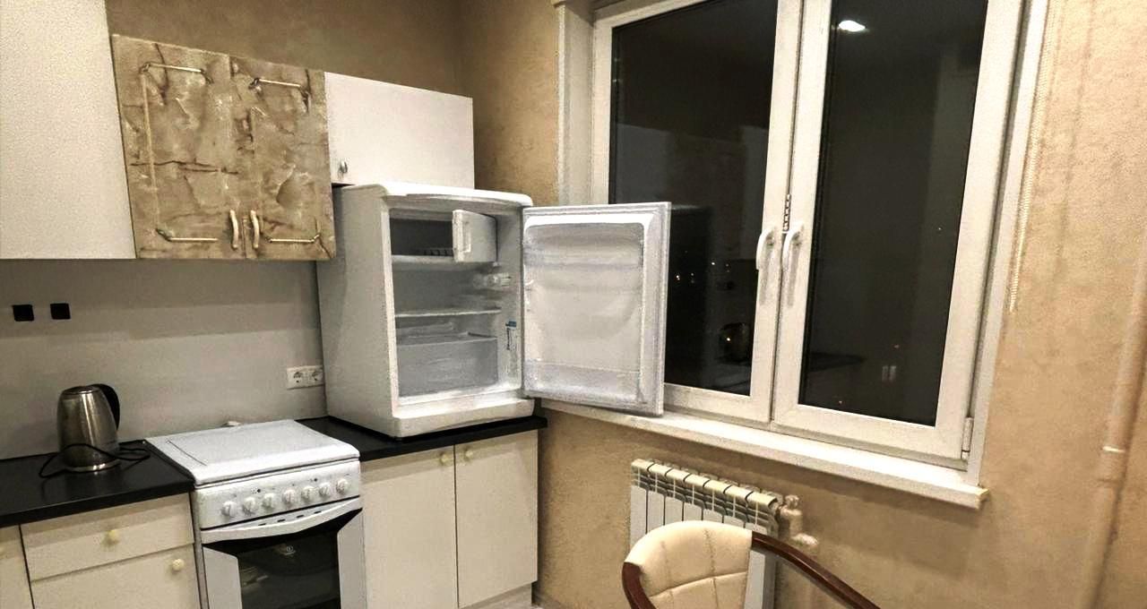 Аренда 1-комнатной квартиры на Болотниковская улица, 33К2, метро Нахимовский проспект, г. Москва