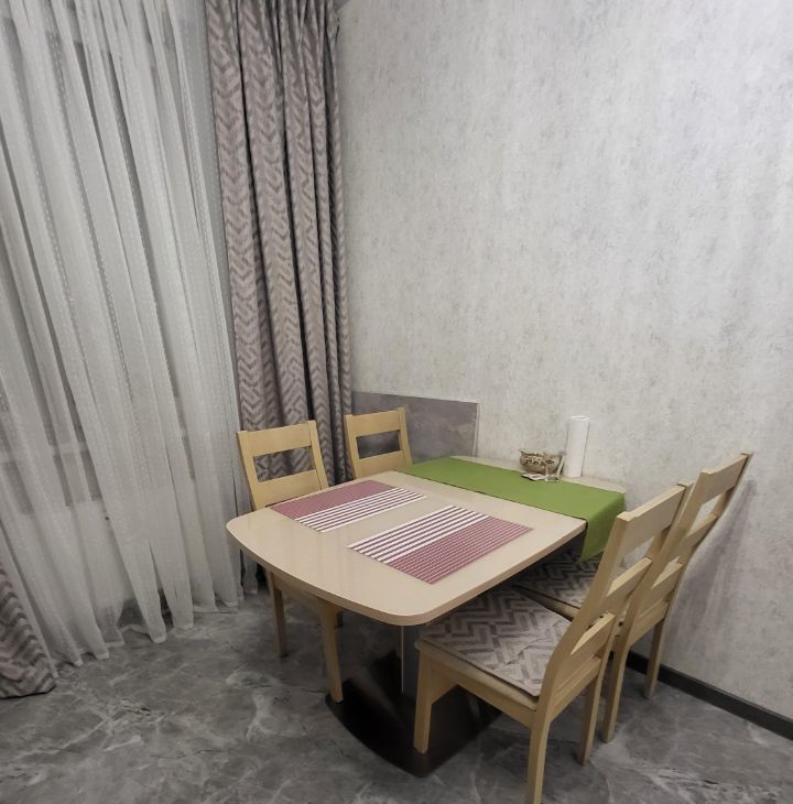 Сдам 2к квартиру на улица Логинова, 5к2, метро Бунинская аллея, г. Москва