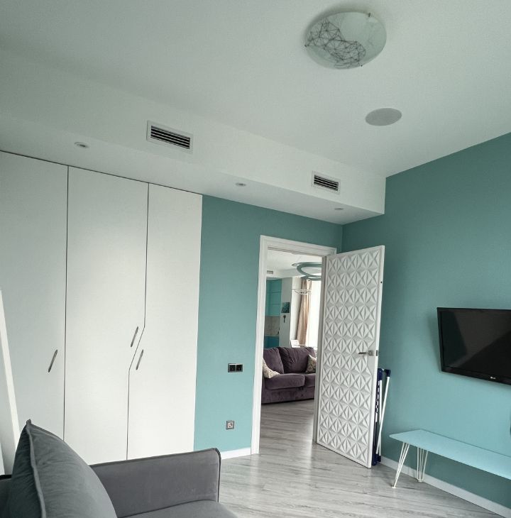 Сдам трехкомнатную квартиру на Мосфильмовская улица, 74Б, метро Ломоносовский проспект, г. Москва