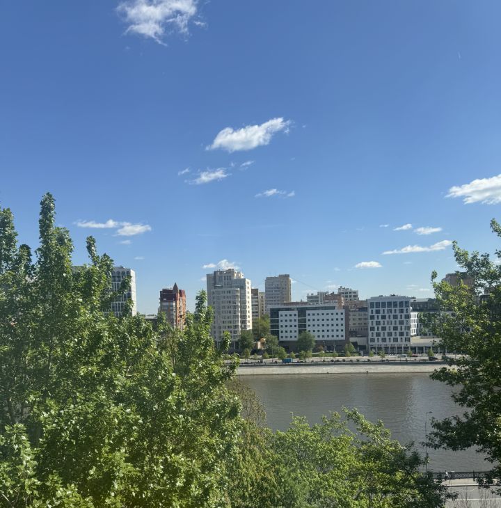 Сдам 3х-комнатную квартиру на Бережковская набережная, 12, г. Москва