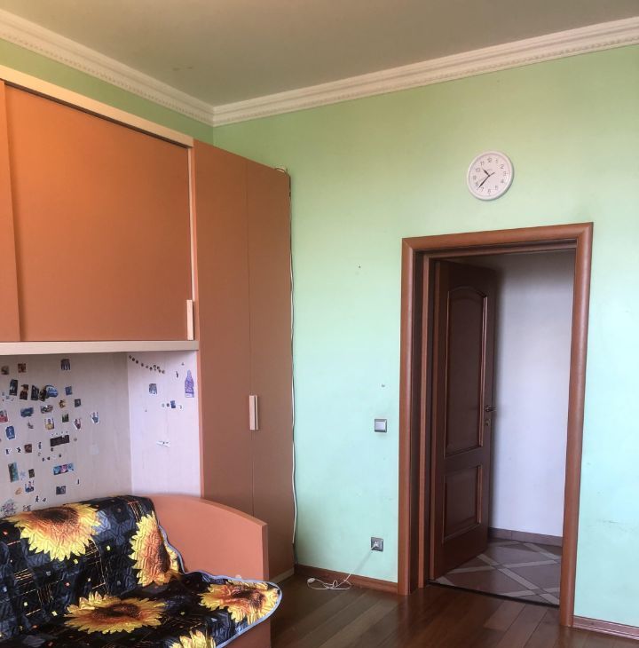 Сдаю четырехкомнатную квартиру на Мичуринский проспект, 29, метро Раменки, г. Москва