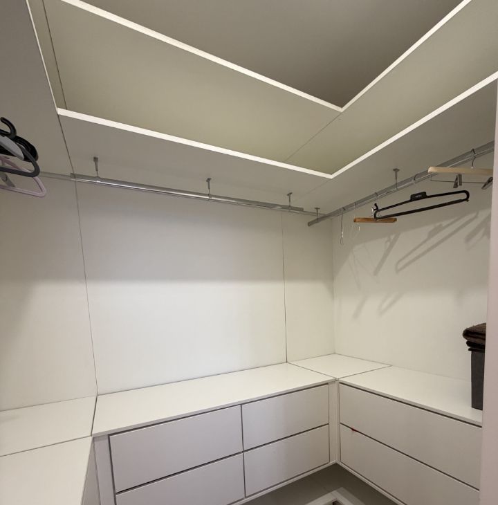 Снять 3х-комнатную квартиру на проспект 60-летия Октября, 17, метро Ленинский проспект, г. Москва