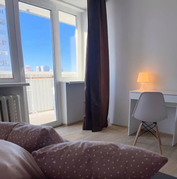 Сдаю 4к квартиру на Мосфильмовская улица, 76, метро Раменки, г. Москва