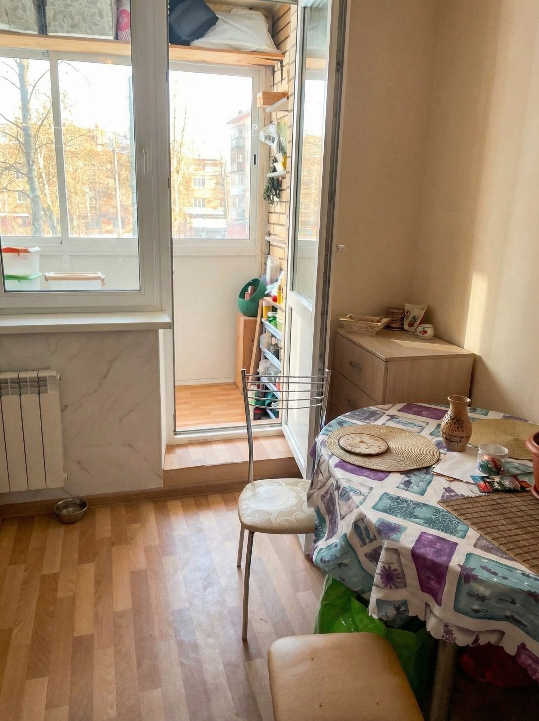 Продать 3х-комнатную квартиру на г Москва, пр-кт Маршала Жукова, д 49, метро Полежаевская, г. Москва