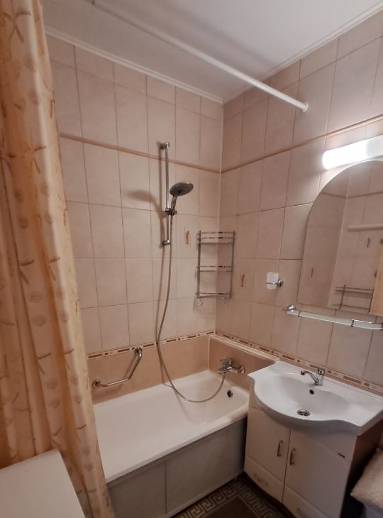 Сдаю 1-к квартиру на Никулинская улица, 12К1, метро Озёрная, г. Москва