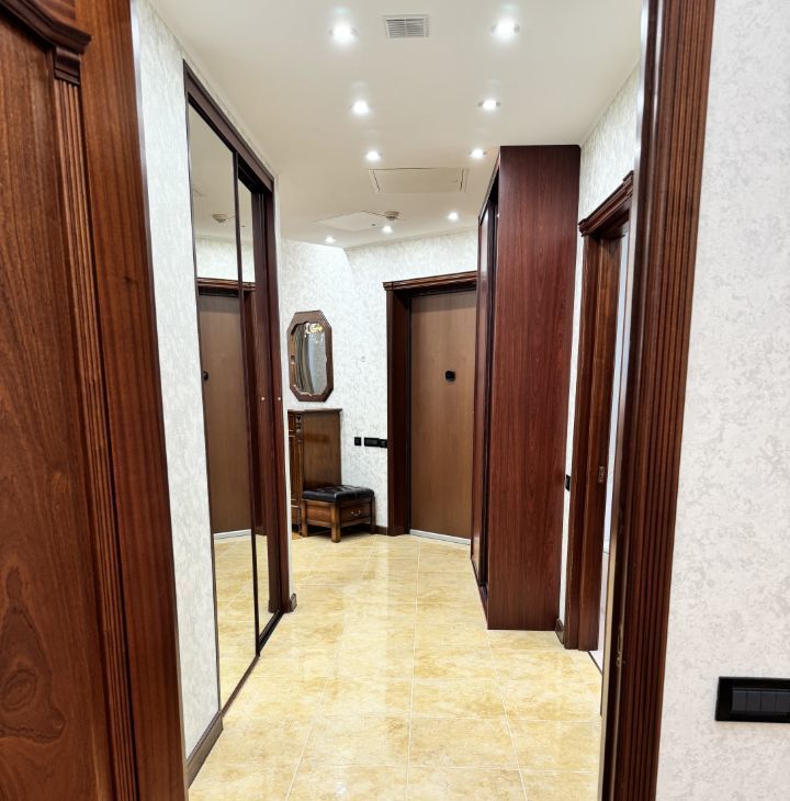 Снять 3х-комнатную квартиру на Комсомольский проспект, 32К2, метро Фрунзенская, г. Москва