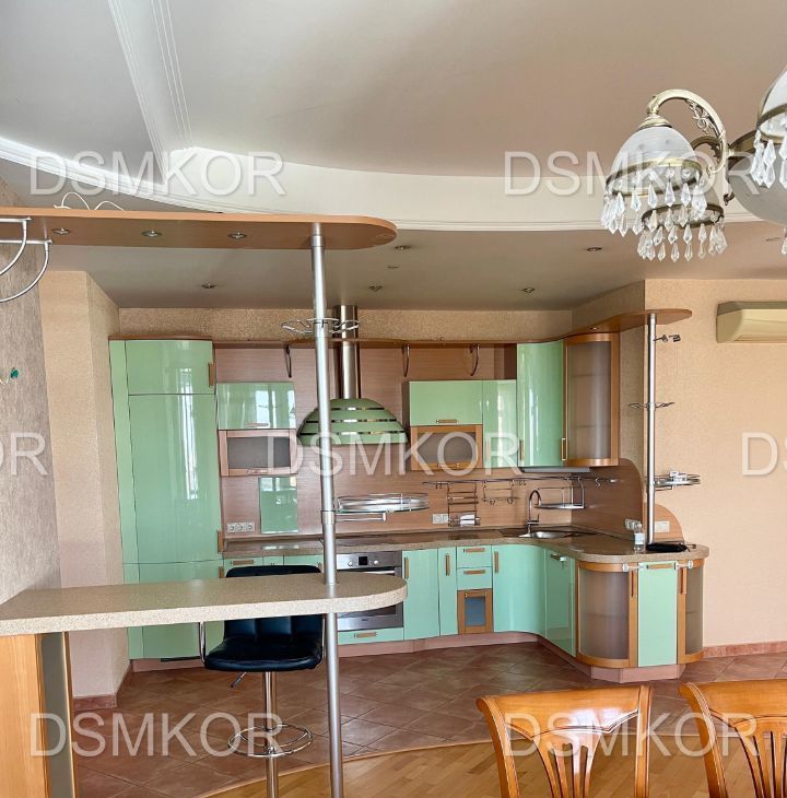 Сдается трехкомнатная квартира на Мосфильмовская улица, 70к3, метро Минская, г. Москва