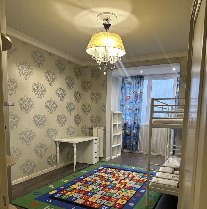 Сдаю 3-к квартиру на Можайское шоссе, 6К1, метро Кунцевская, г. Москва