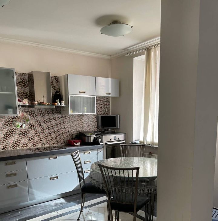 Сдам 4-к квартиру на улица Космонавта Волкова, 29К1, метро Сокол, г. Москва