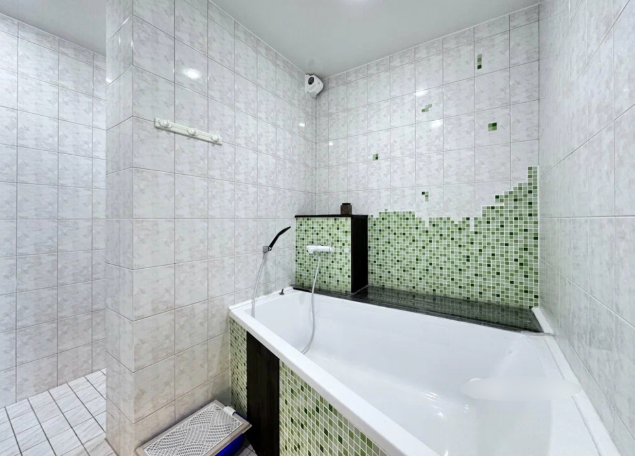 Продам 4-к квартиру на г Москва, Кутузовский пр-кт, д 4/2, метро Киевская, г. Москва