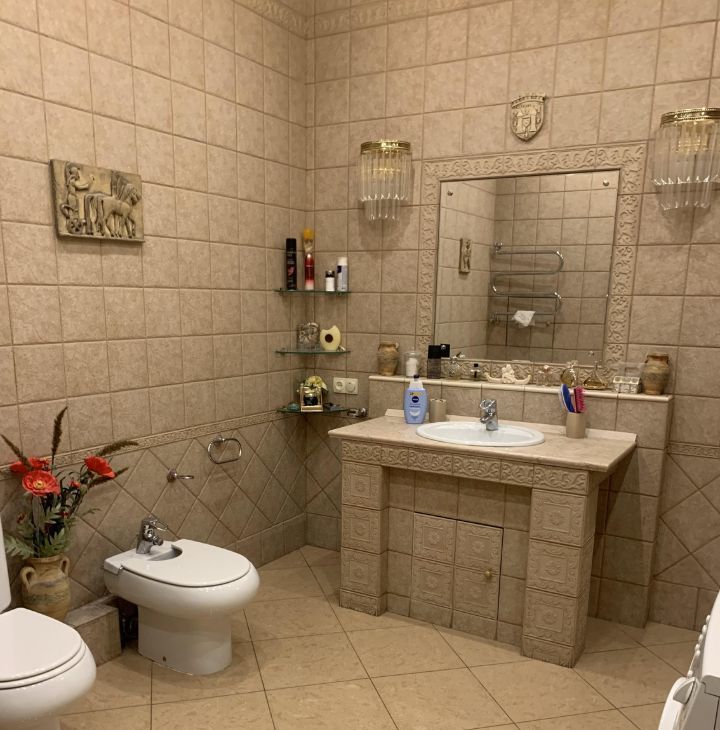 Снять трехкомнатную квартиру на бульвар Яна Райниса, 7К1, метро Сходненская, г. Москва