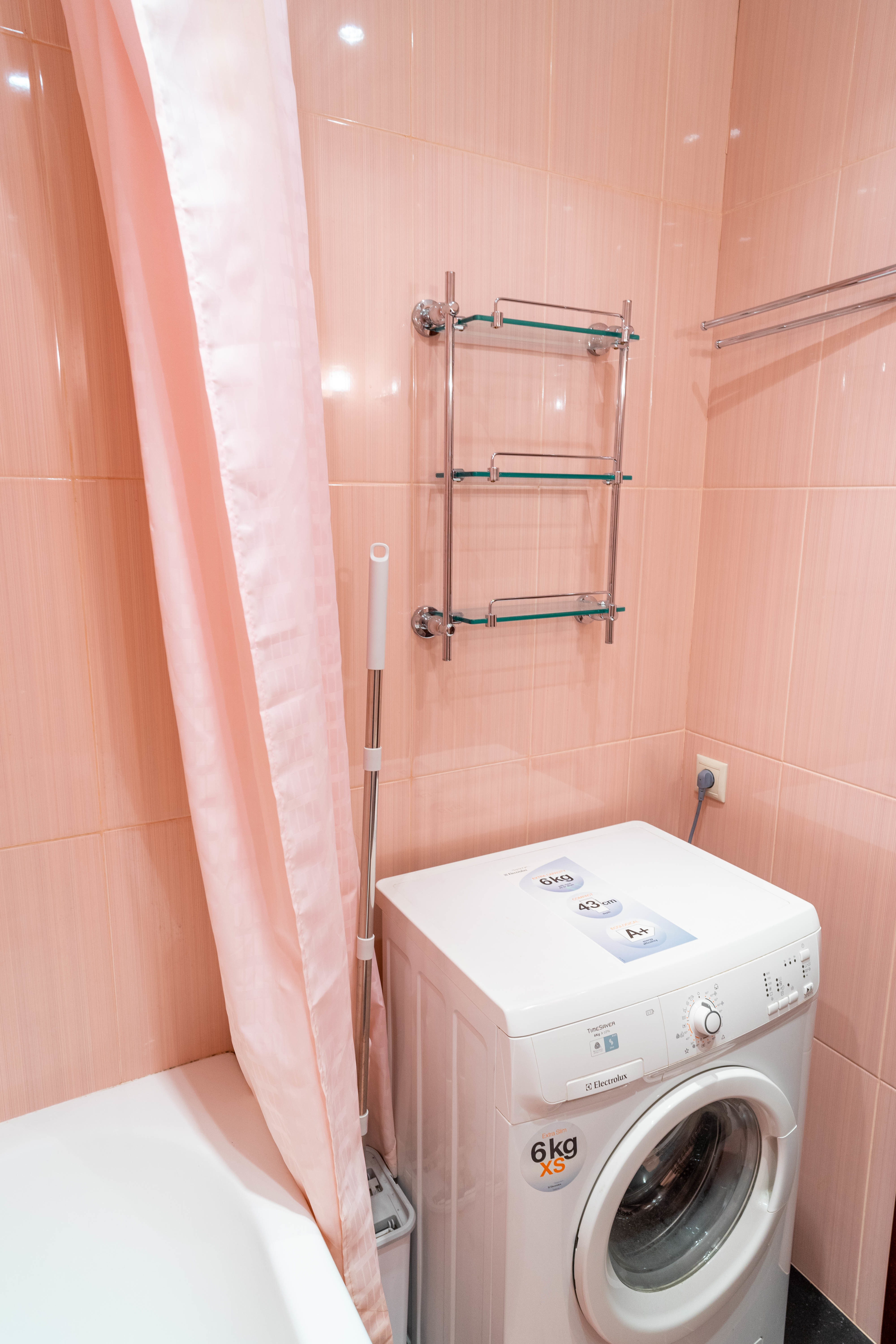 Снять 1-комнатную квартиру на г Москва, ул Наташи Ковшовой, д 17, метро Озёрная, г. Москва