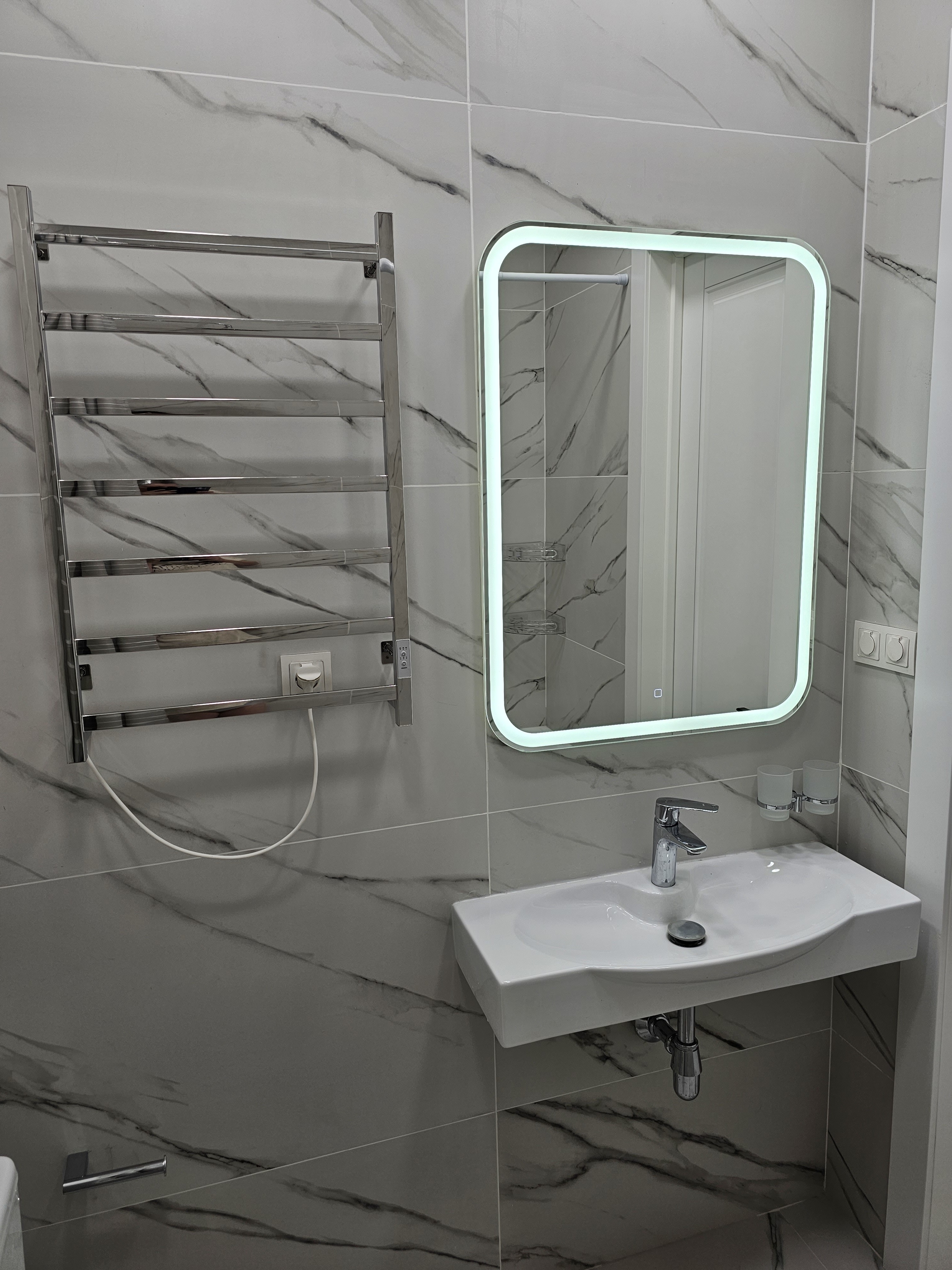 Сдаю 3-комнатную квартиру на Московская обл, г Красногорск, ул Тенистых Аллей, д 3 к 3, метро Строгино, г. Москва