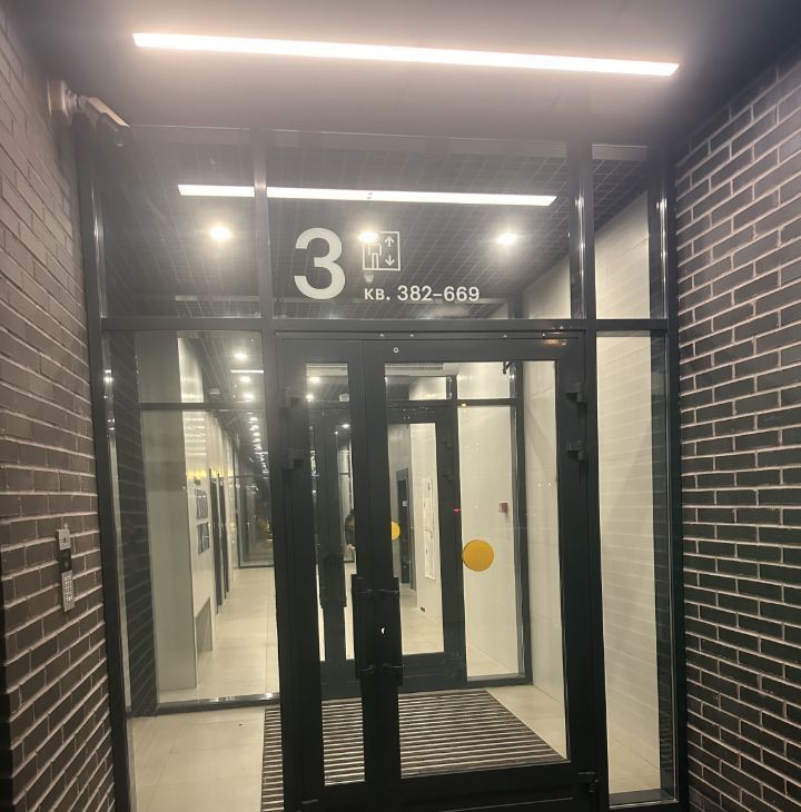 Сдам трехкомнатную квартиру на улица Академика Павлова, 38к1, метро Крылатское, г. Москва