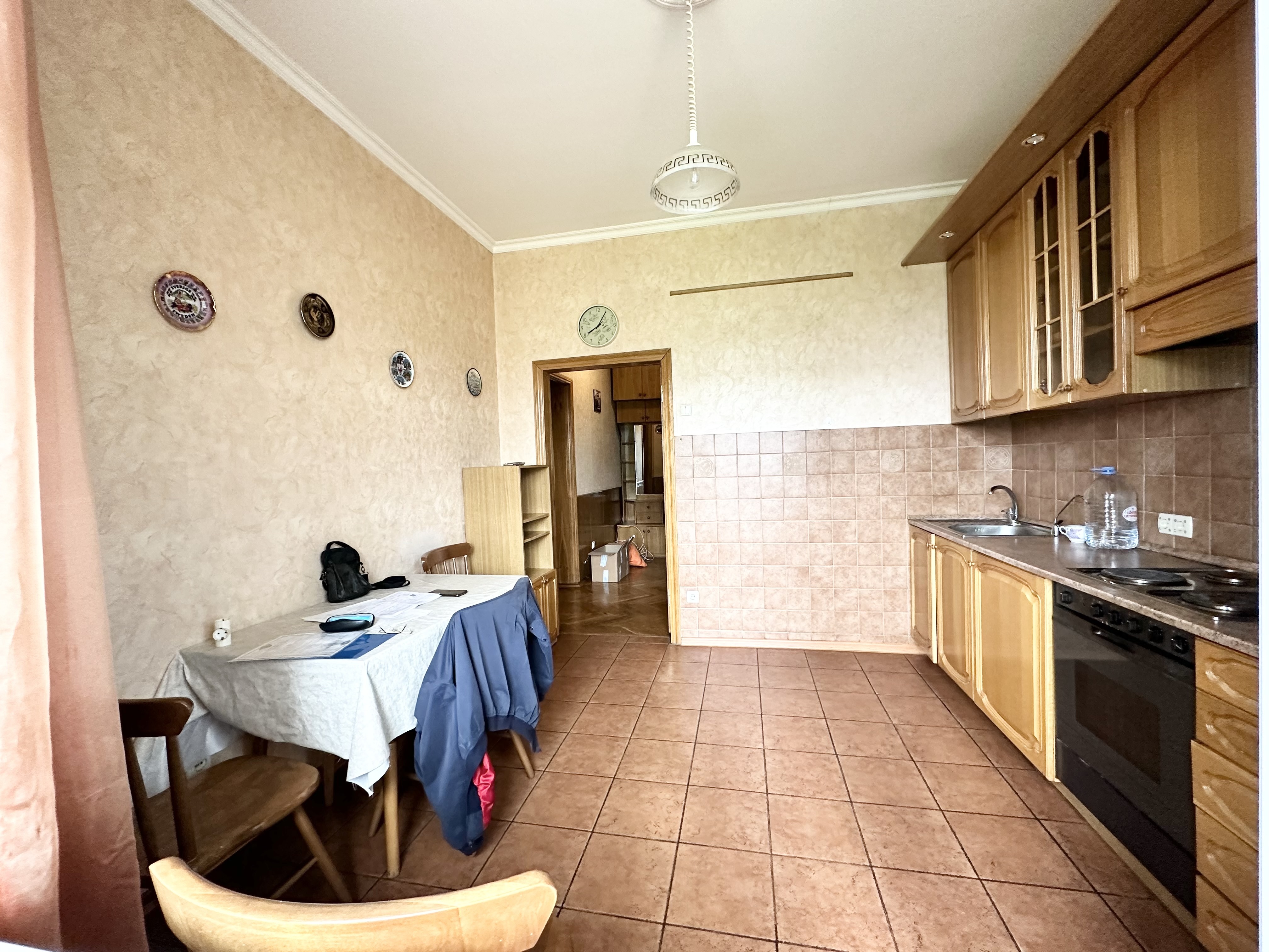 Аренда трехкомнатной квартиры на г Москва, ул Скаковая, д 5, метро Динамо, г. Москва