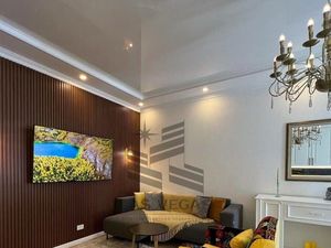 2-к кв. Санкт-Петербург Приморский просп., 46 (75.0 м²)