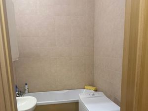 2-к кв. Санкт-Петербург бул. Балтийский, 4 (74.2 м²)