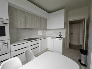 3-комнатная квартира: Москва, 1-й Пехотный переулок, 2 (72 м²)