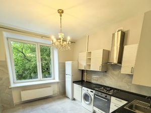 3-к кв. Москва пер. Хользунова, 10 (92.6 м²)