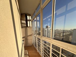 1-к кв. Свердловская область, Екатеринбург ул. Шейнкмана, 75 (71.8 м²)